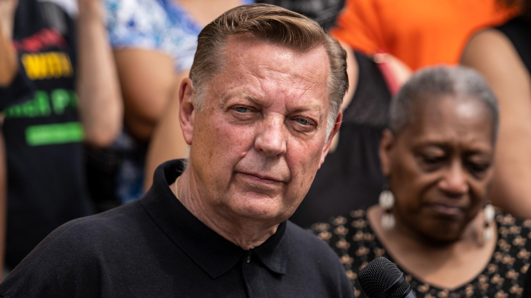 WTTW News: Chicago Archdiocese Officials Clear the Rev. Michael Pfleger of Abuse Claim